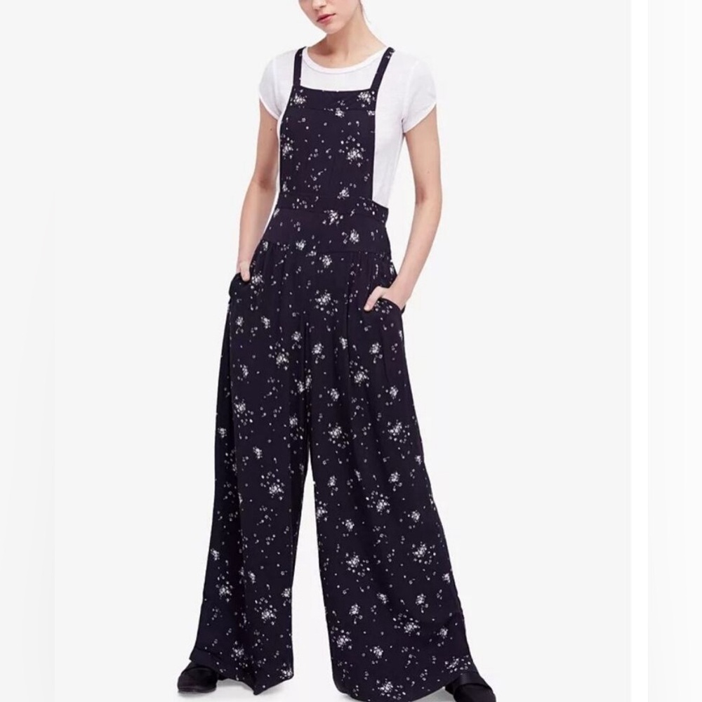 Free People Sweet In The Streets Convertible Floral Black Jumpsuit Sz Medium-EUC